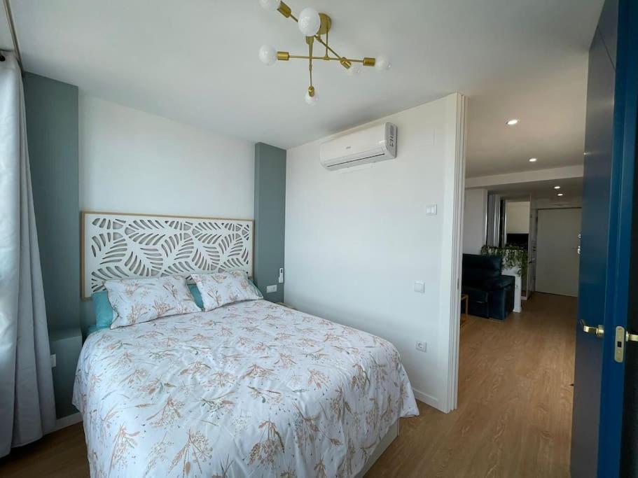 Glamour Suite Con Vistas Panoramicas Mar Y Montana Torremolinos Exterior photo